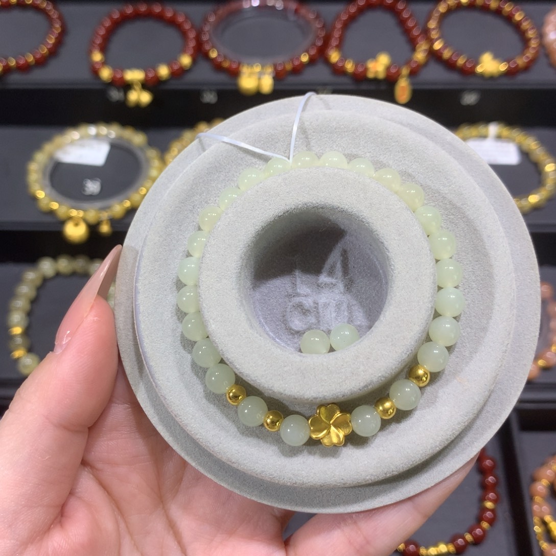 和田玉未镶嵌手链四叶草