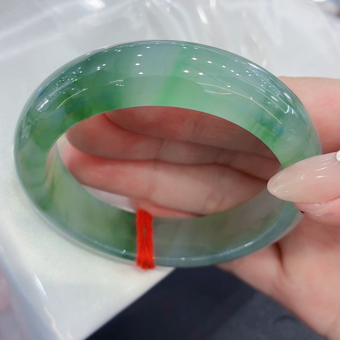 翡翠未镶嵌手镯翡翠55圈口（强推）