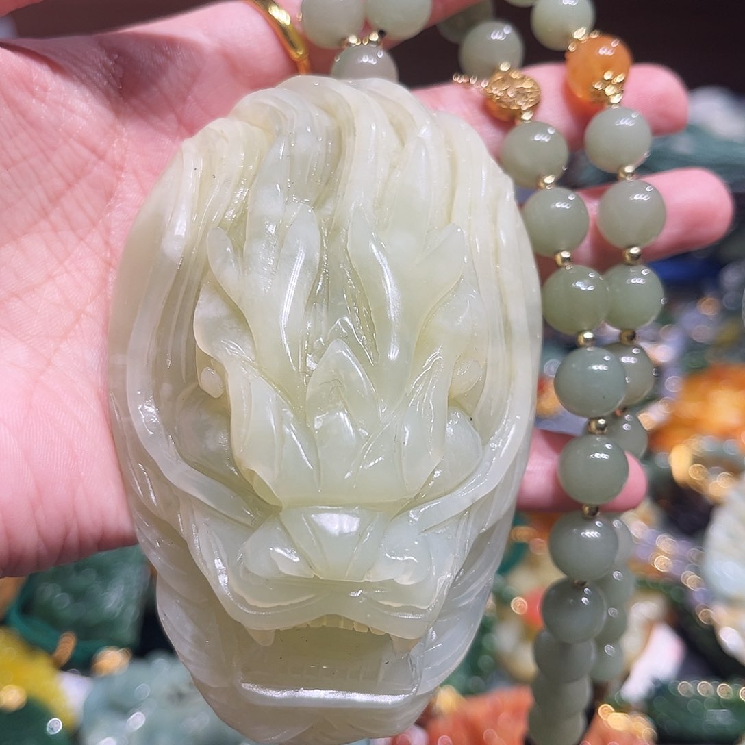 未镶嵌岫玉毛衣链