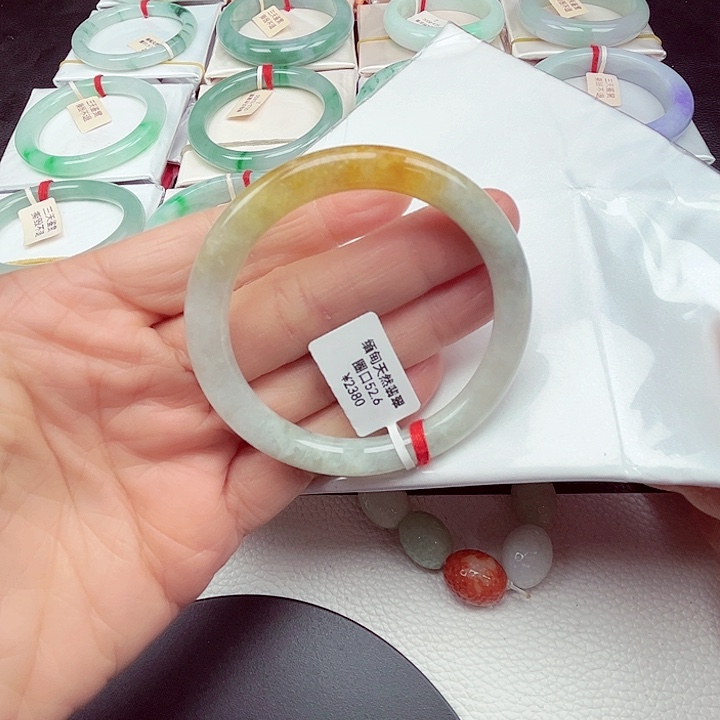 沐***木翡翠未镶嵌手镯天然缅甸翡翠