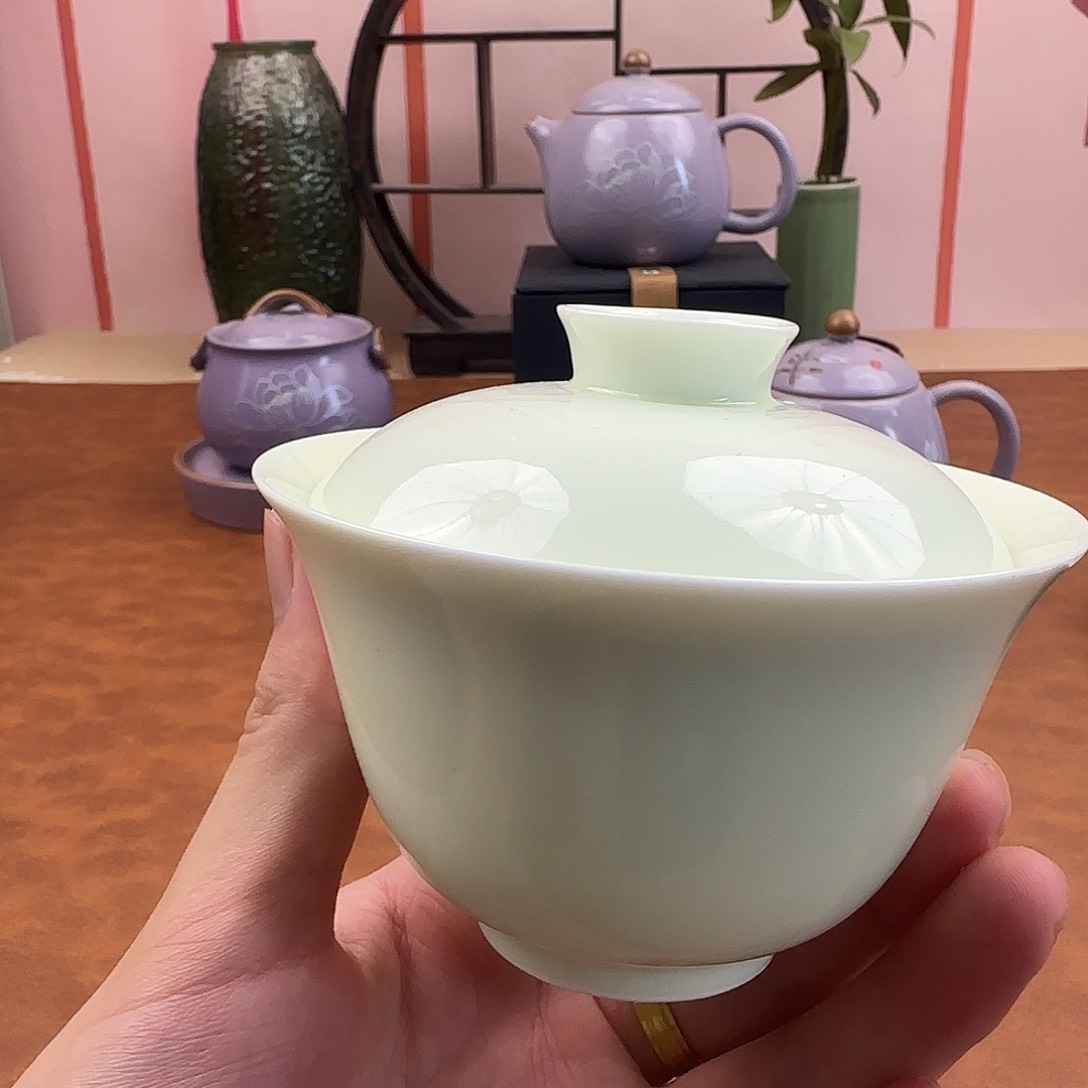 宝石黄羊脂玉二才盖碗