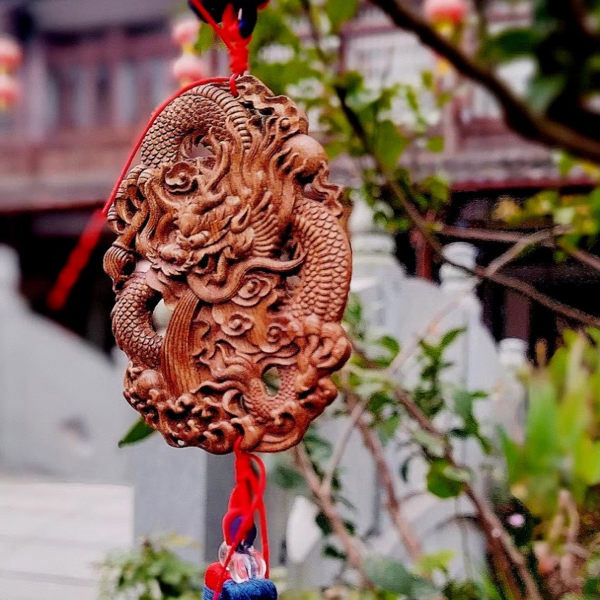 金丝楠乌木，精工细雕[龙执笔]