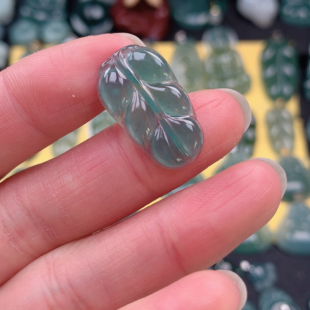 翡翠吊坠(不含链)未镶嵌吊坠