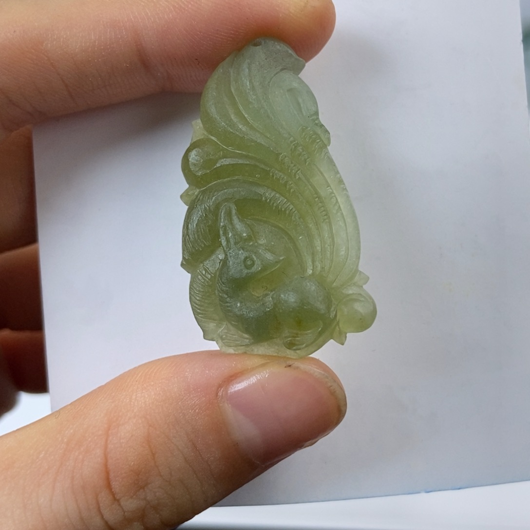 定制翡翠未镶嵌九尾