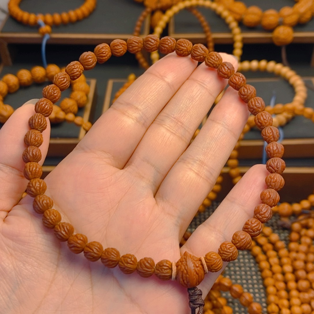 星***晨吊坠桃核秦岭森林07