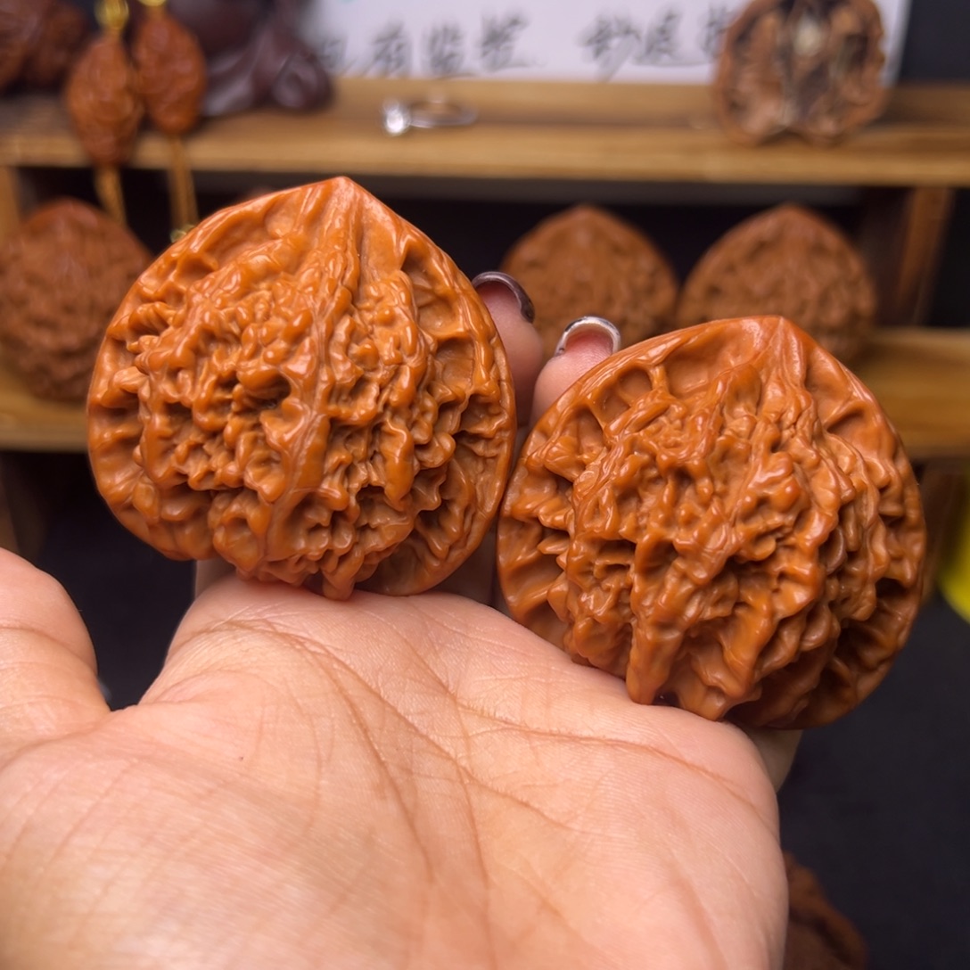 春***天桃核吊坠官帽福利