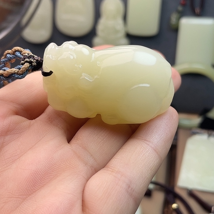 立体貔貅简单大气