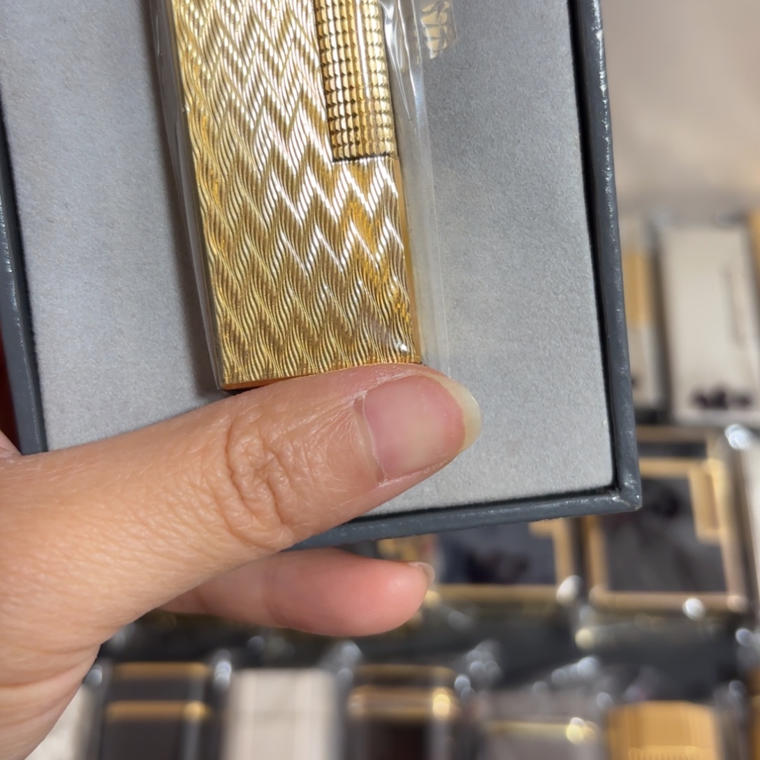 都登卡中古打火机