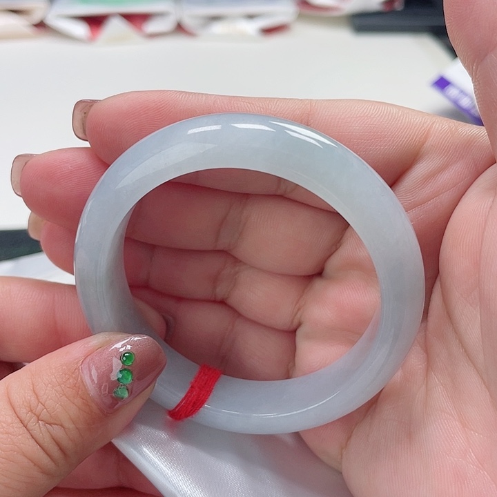 翡翠手镯未镶嵌缅甸翡翠手镯52圈