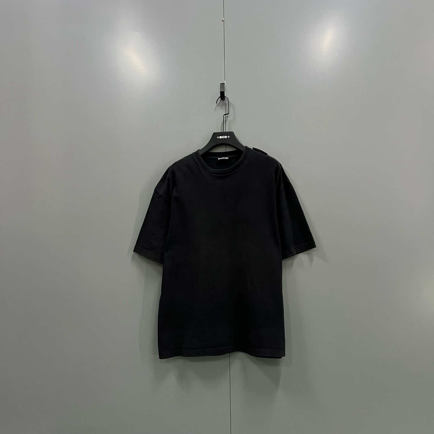 95新 Balenciaga/巴黎世家 （ll）黑色标签logo短袖 XL码 206665