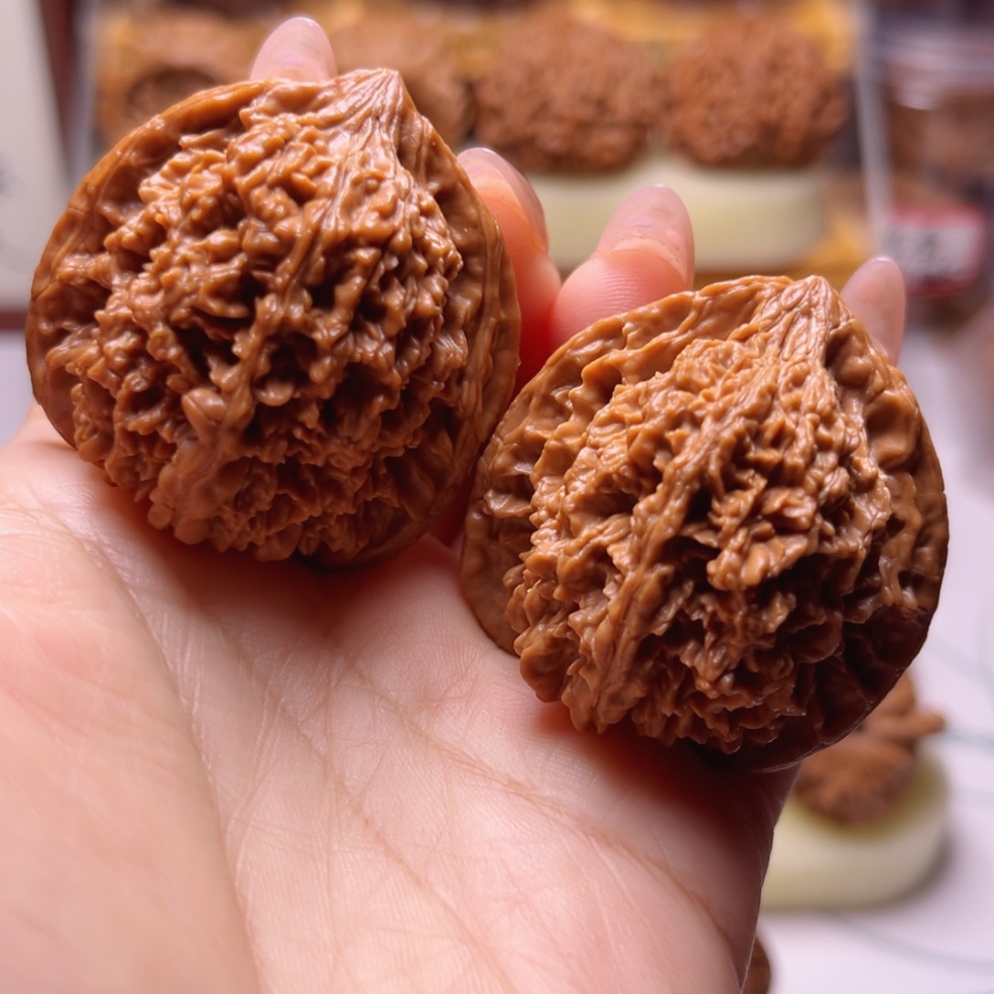 文玩核桃吊坠全品老树红皮满天星