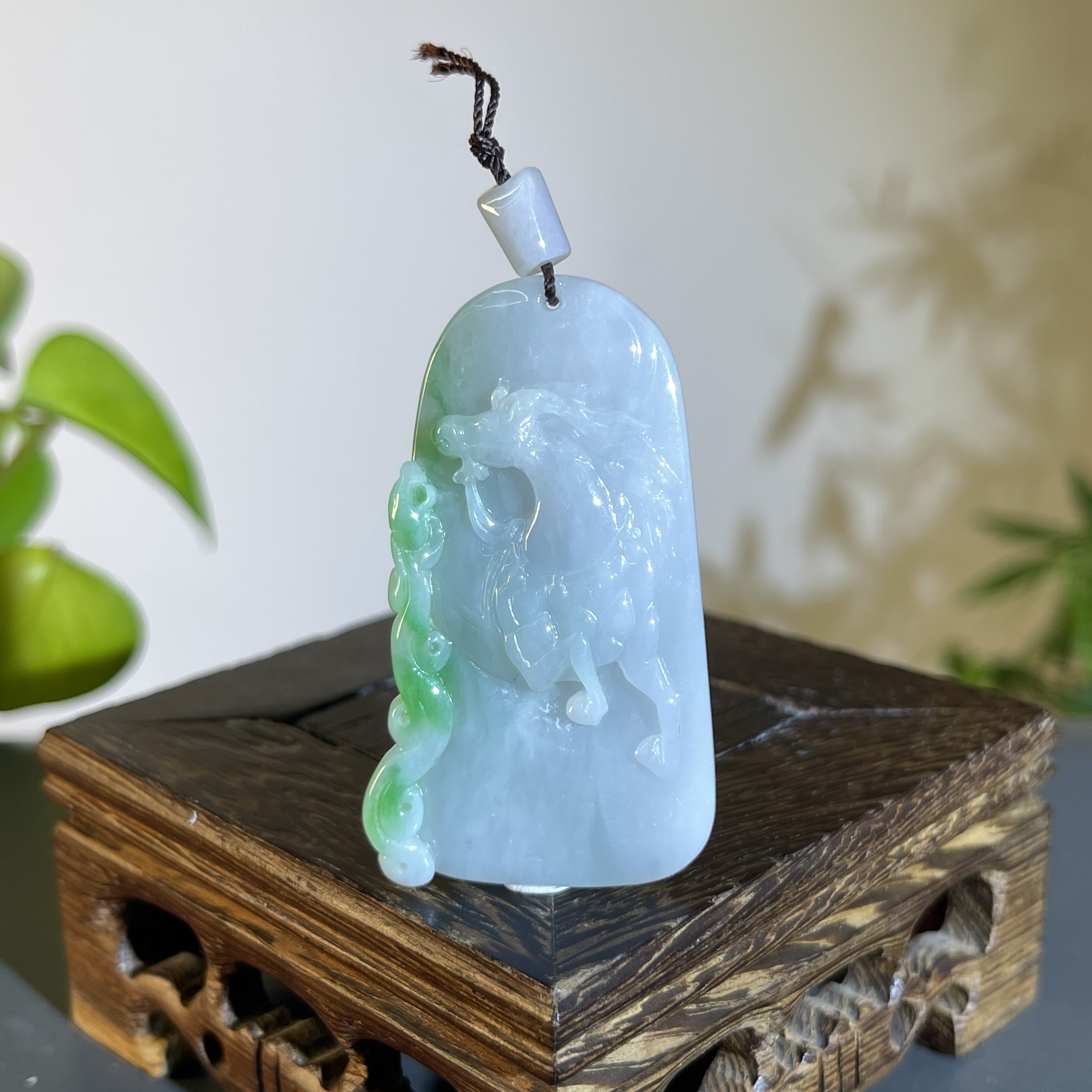 JXW18-97 天然翡翠缅甸A货 马到成功