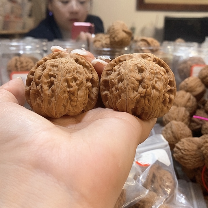 文玩核桃吊坠46歪玄武狮子头