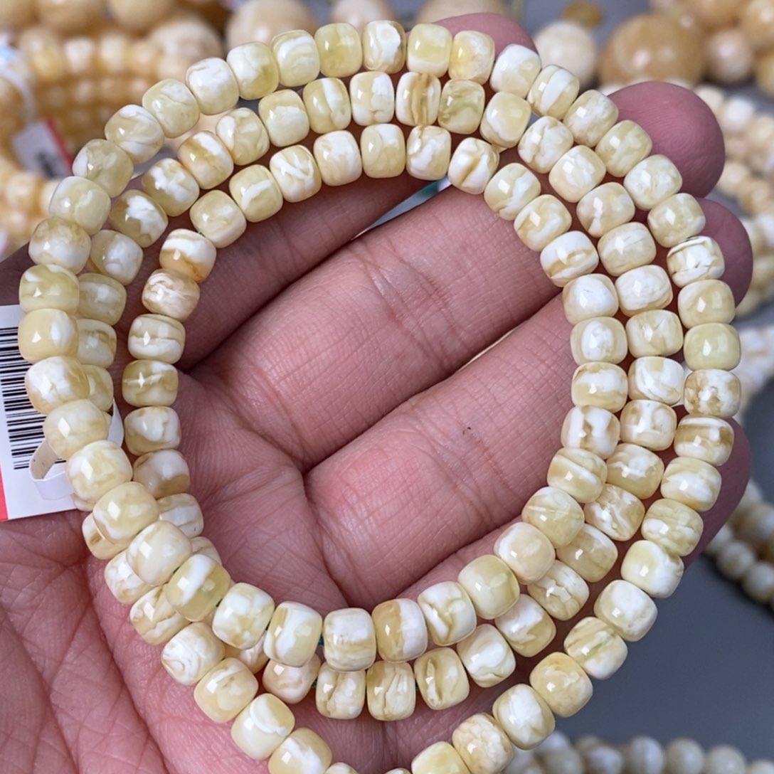 蜜蜡珠宝奇石未镶嵌6.6mm