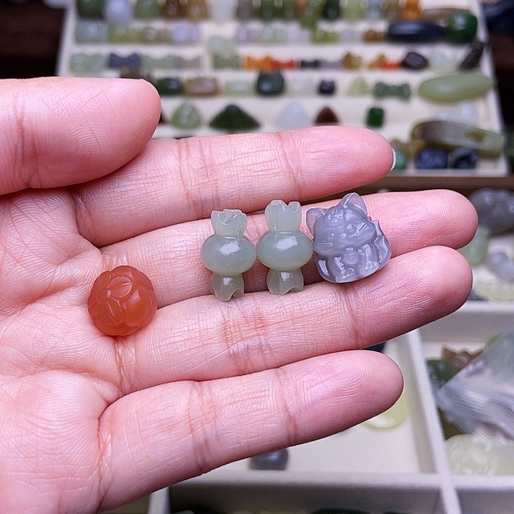 蛋***卷和田玉未镶嵌手链