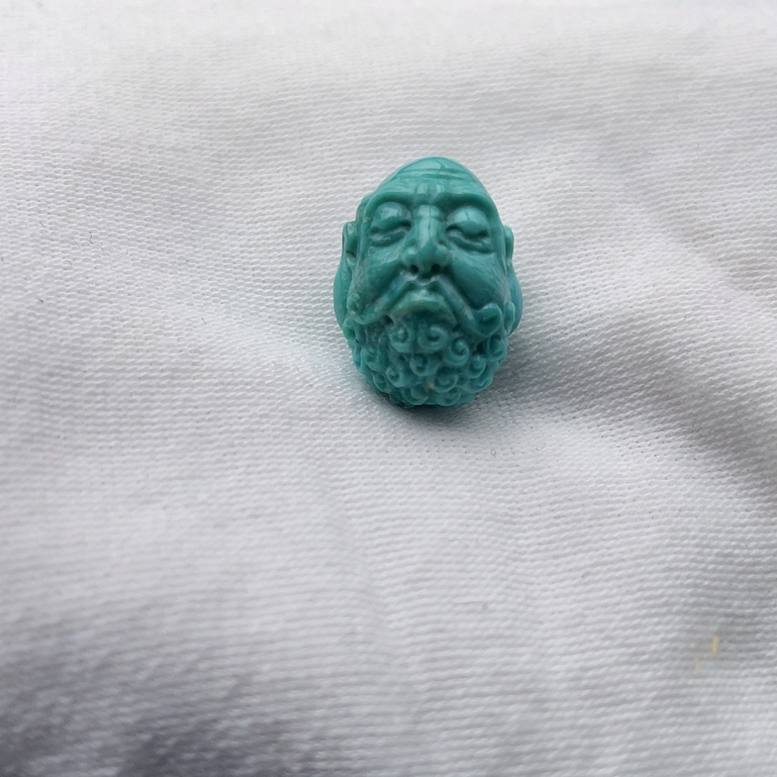 绿松石未镶嵌颈饰