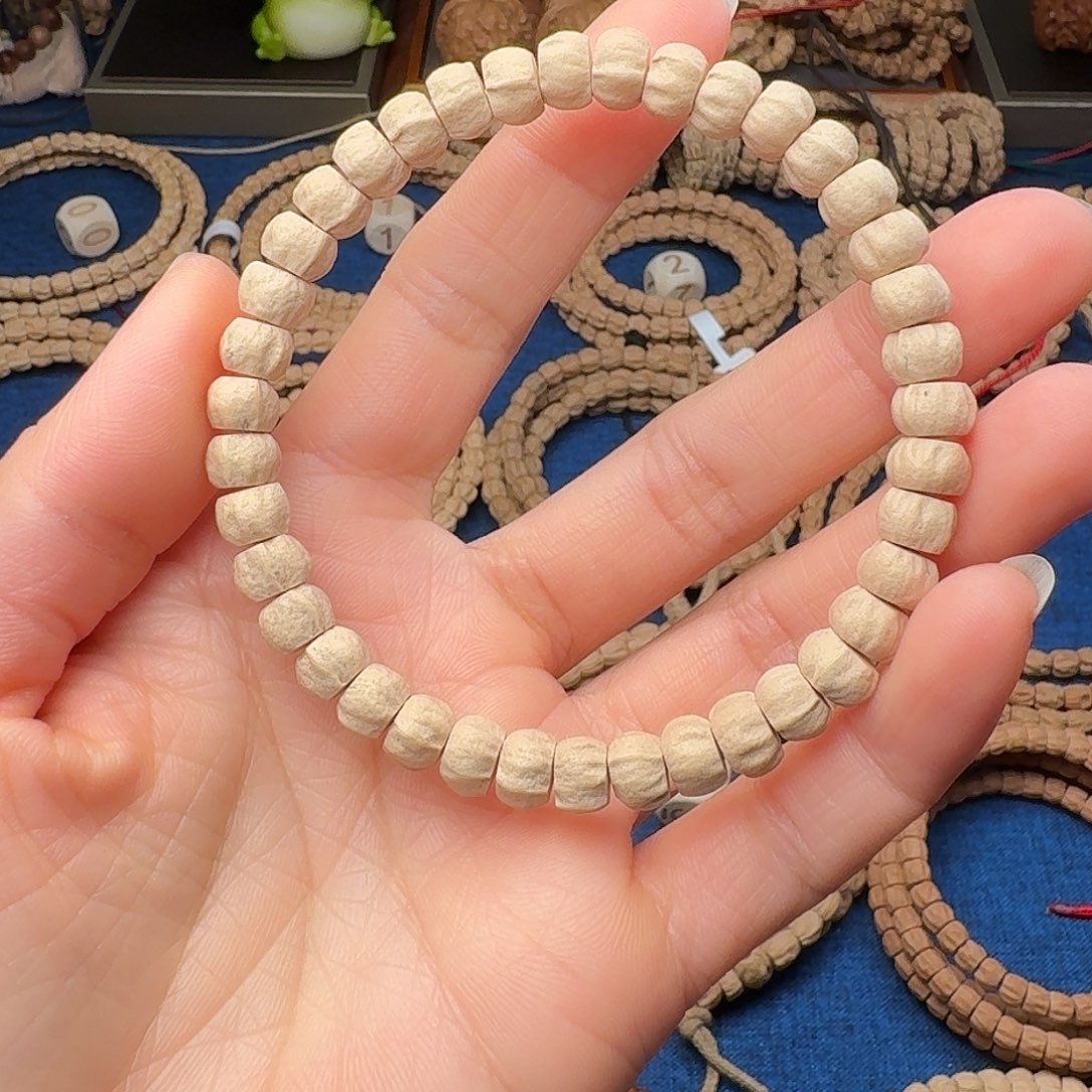 柏香籽/百香籽吊坠