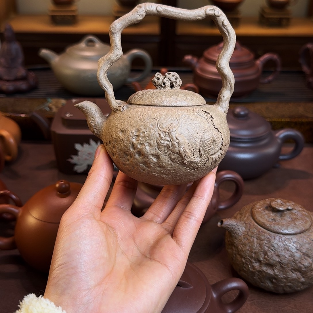 茶壶紫砂提梁供春，段泥