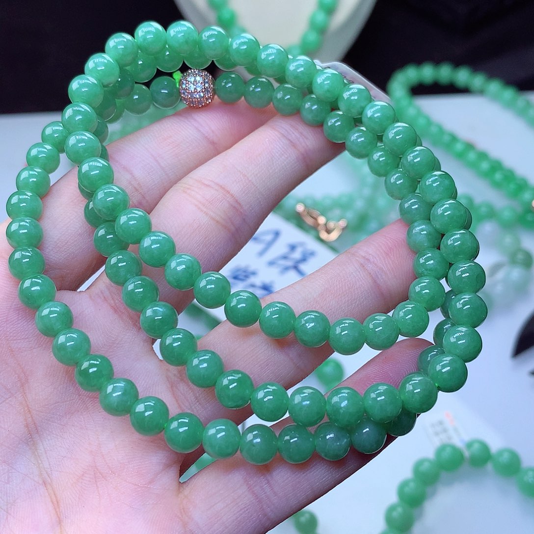 翡翠毛衣链未镶嵌