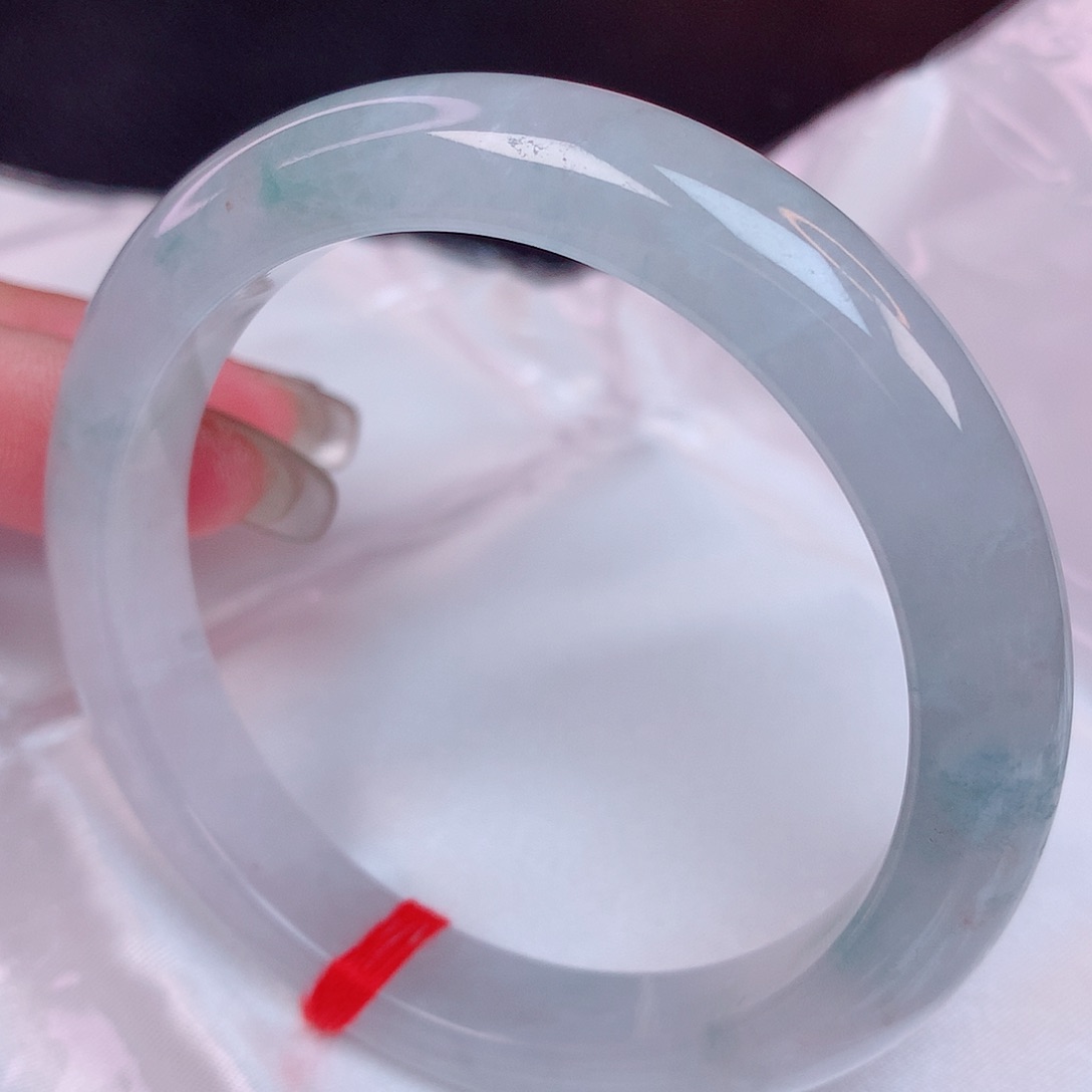 翡翠手镯未镶嵌56+ 翡翠手镯