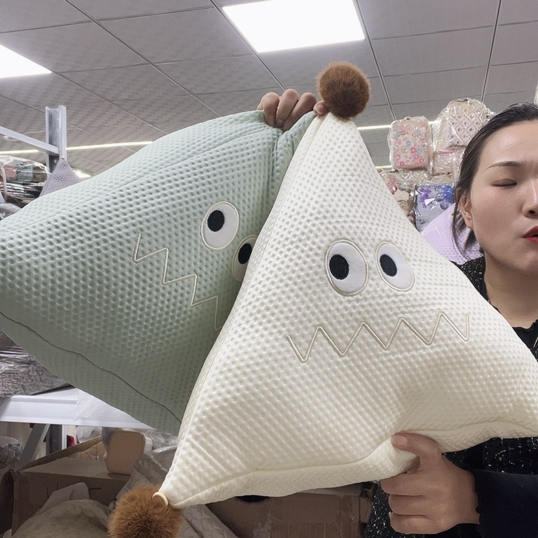 雪尼尔啦咯啦咯啦咯啦咯啦