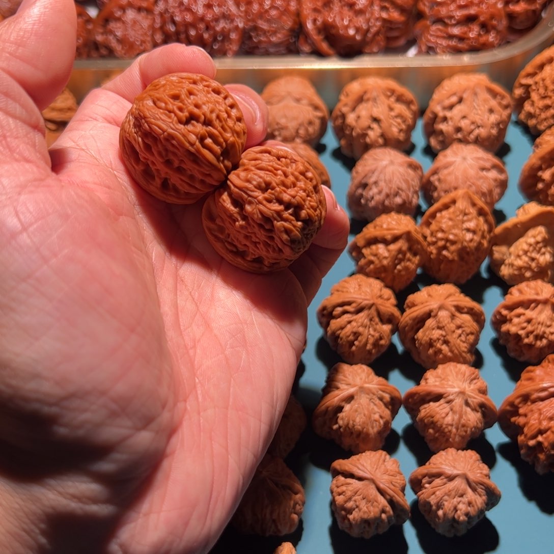 美***越文玩核桃吊坠磨盘