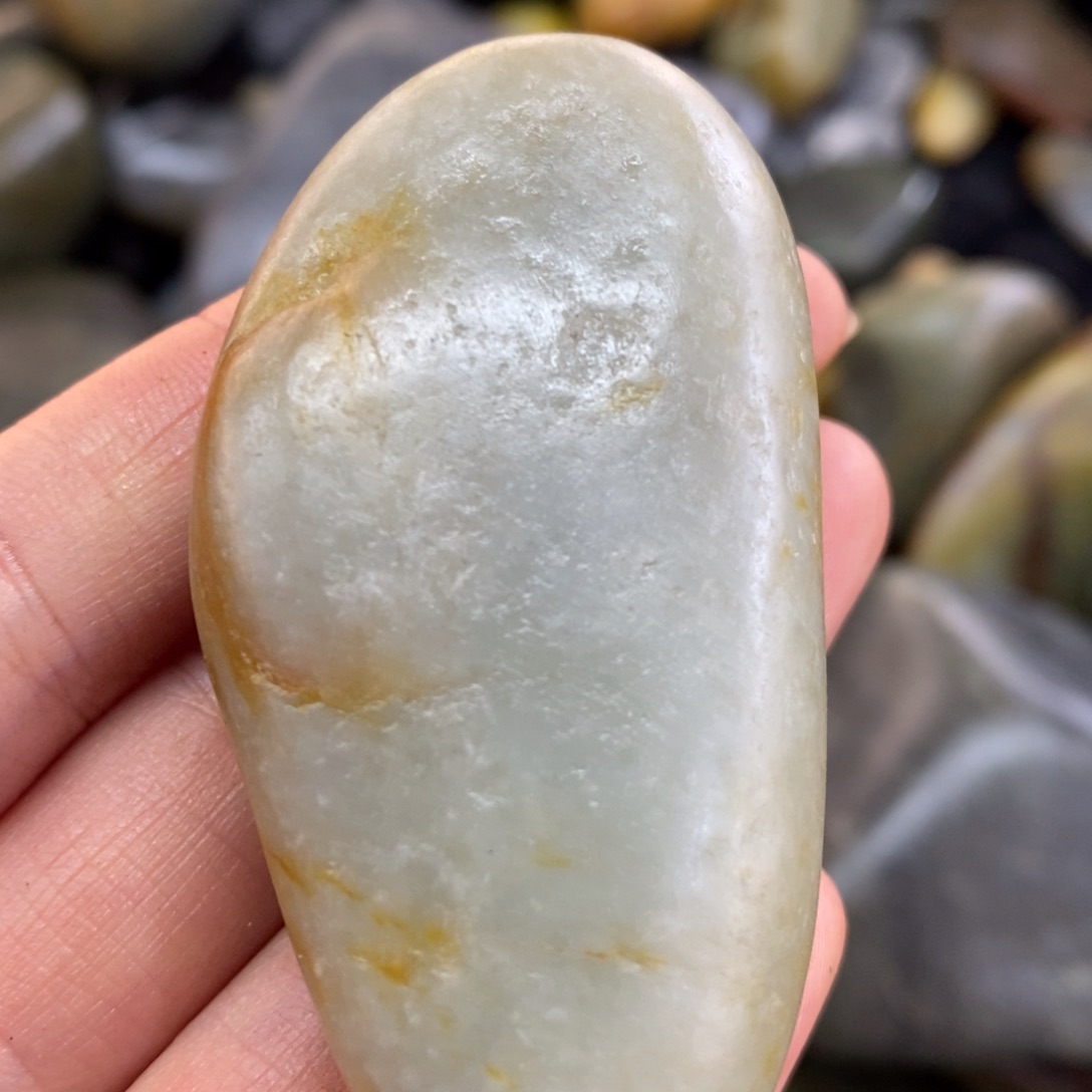 未镶嵌和田玉摆件