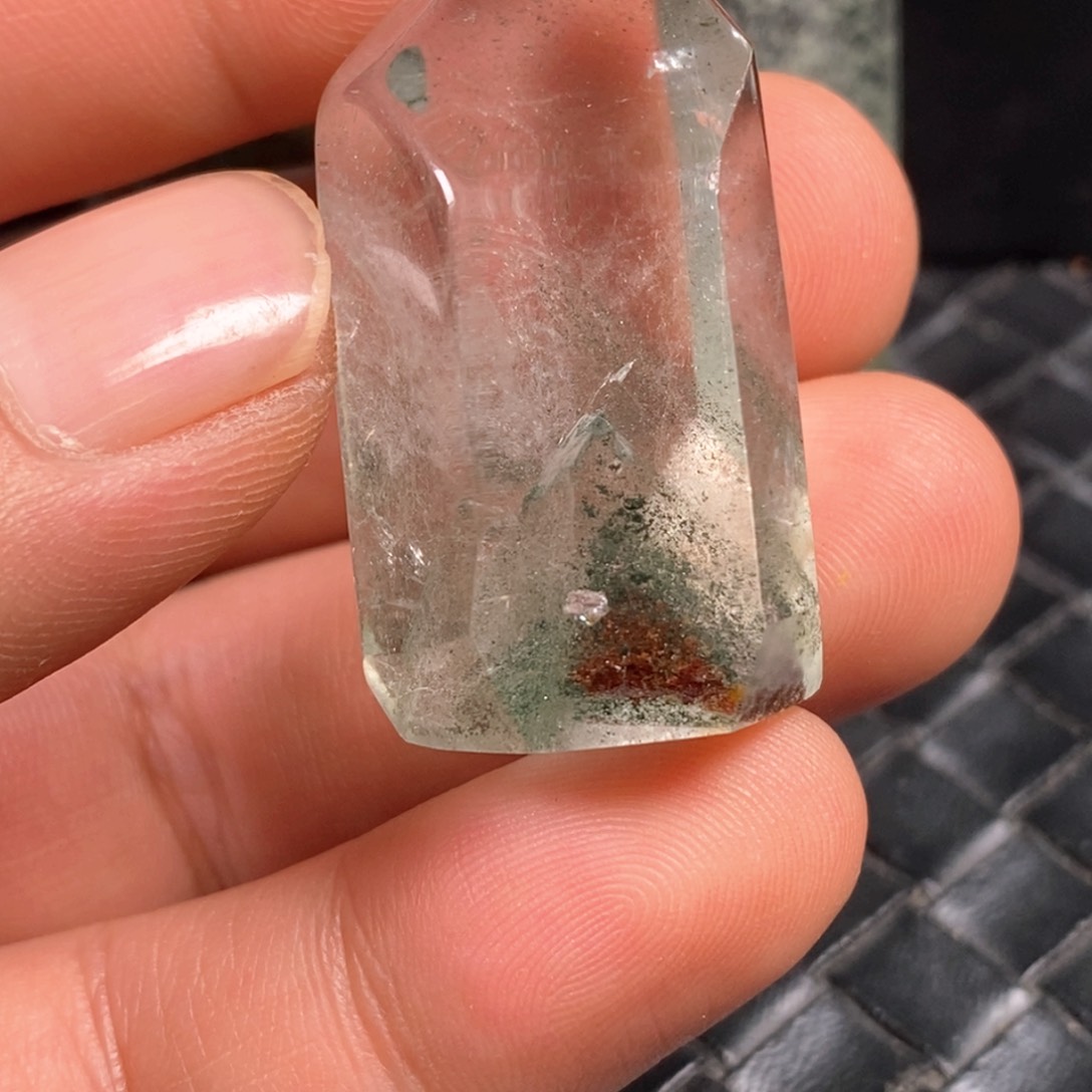 未镶嵌颈饰水晶水晶