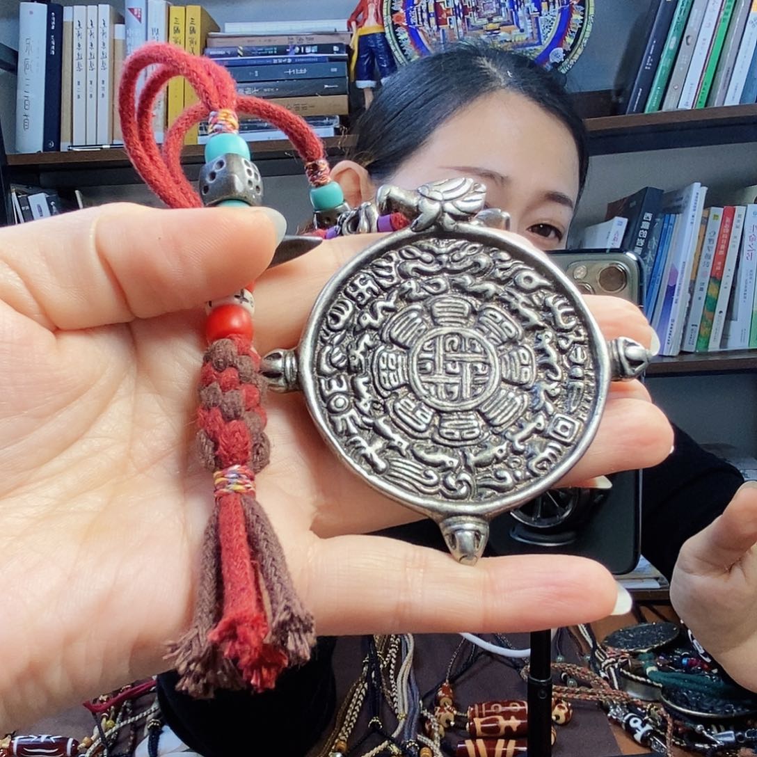 布艺铜合金九宫挂件