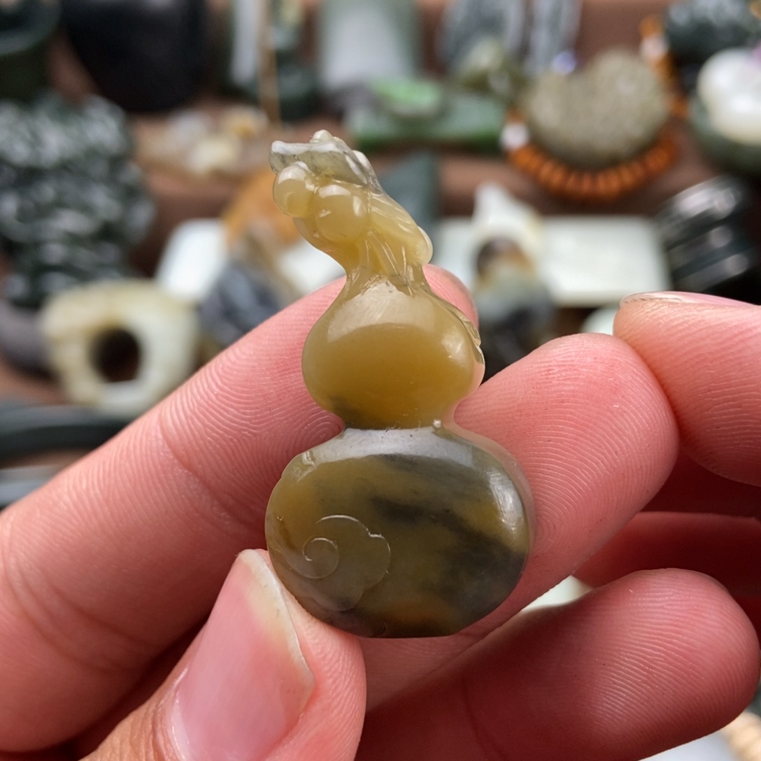 和田玉挂件未镶嵌