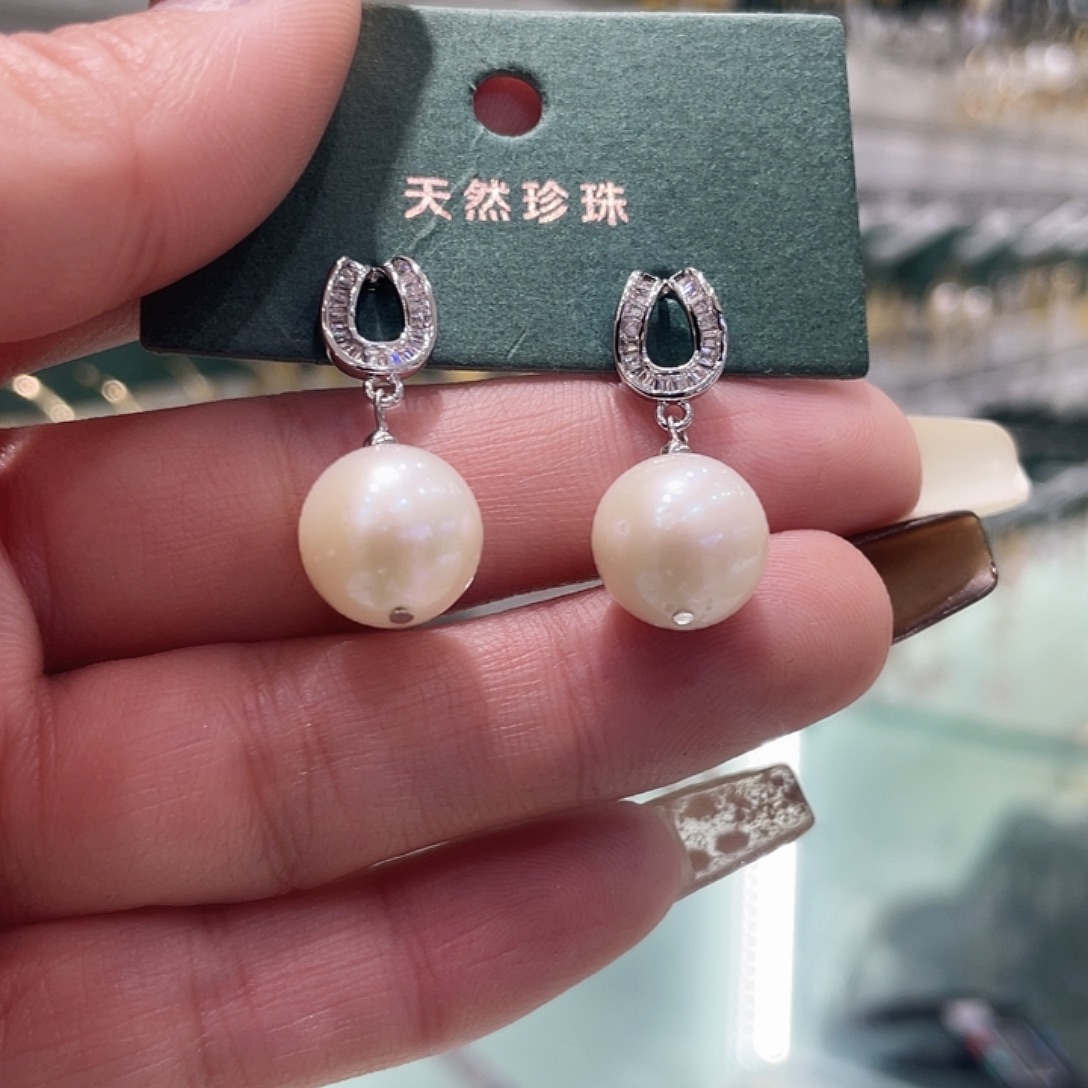 银S925镶嵌淡水珍珠耳饰