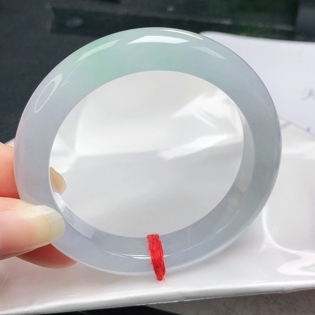 翡翠手镯未镶嵌正