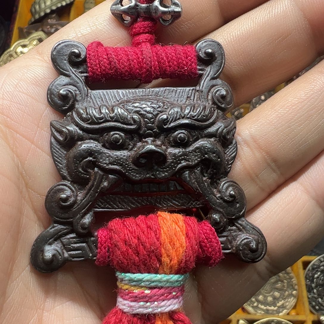 爱***听合金类啊哈哈真的好喜欢这个风格