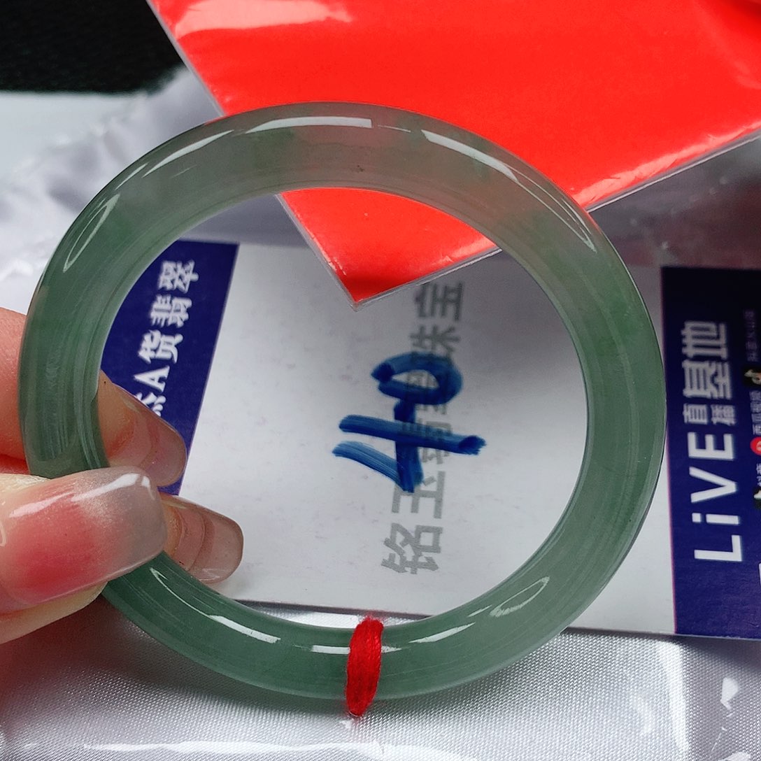 翡翠手镯未镶嵌缅甸天然a货翡翠