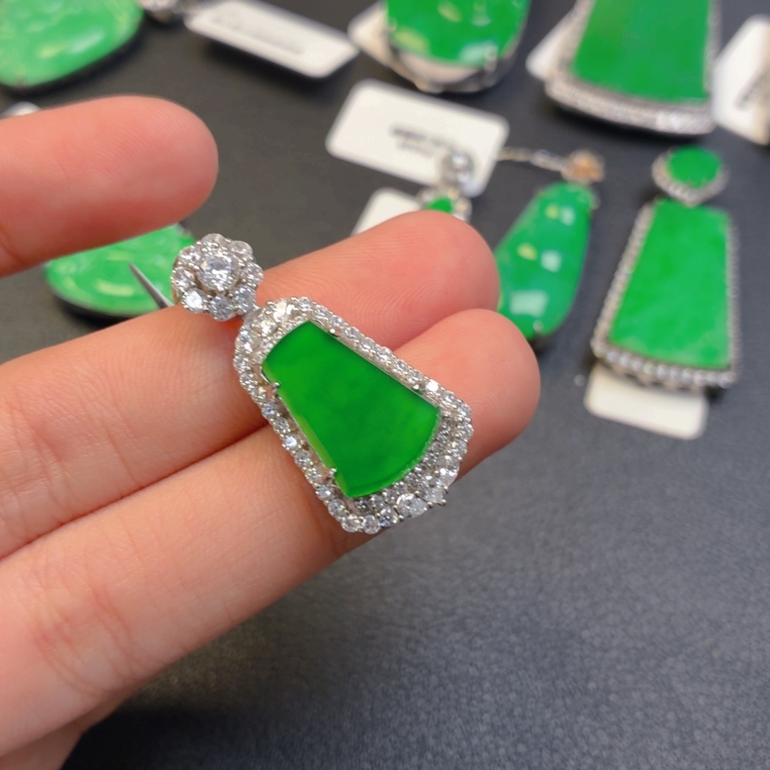 翡翠银S925镶嵌颈饰