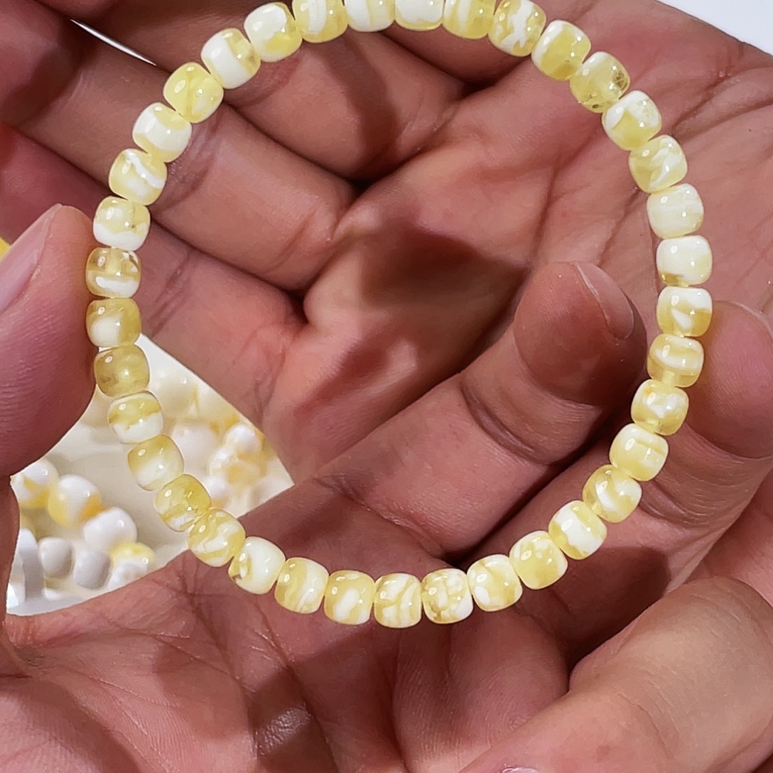 琥珀未镶嵌手链金瓷白5.5m