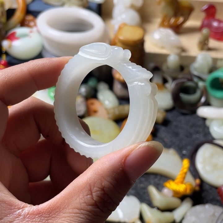 楊****和田玉未镶嵌吊坠(不含链)