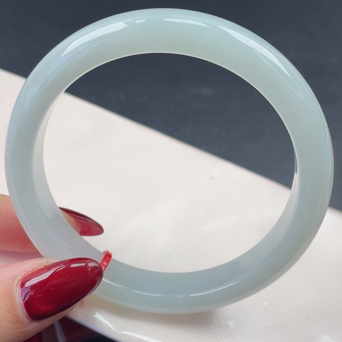 翡翠未镶嵌手镯58圈口