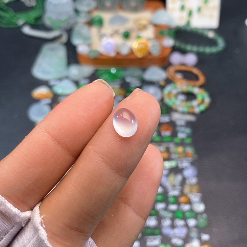 【闪购商品】翡翠挂件未镶嵌蛋