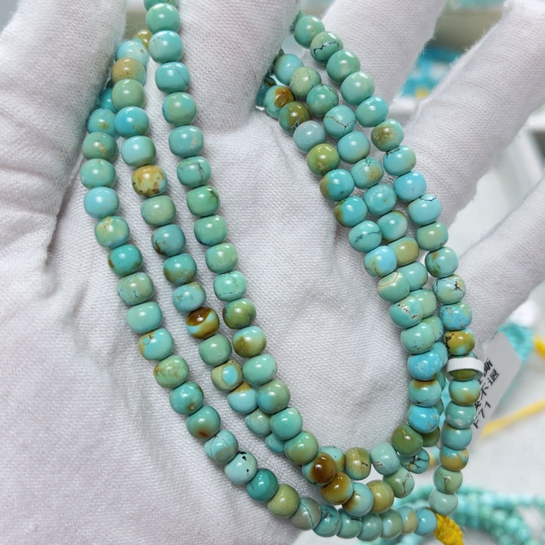 绿松石绿松石未镶嵌