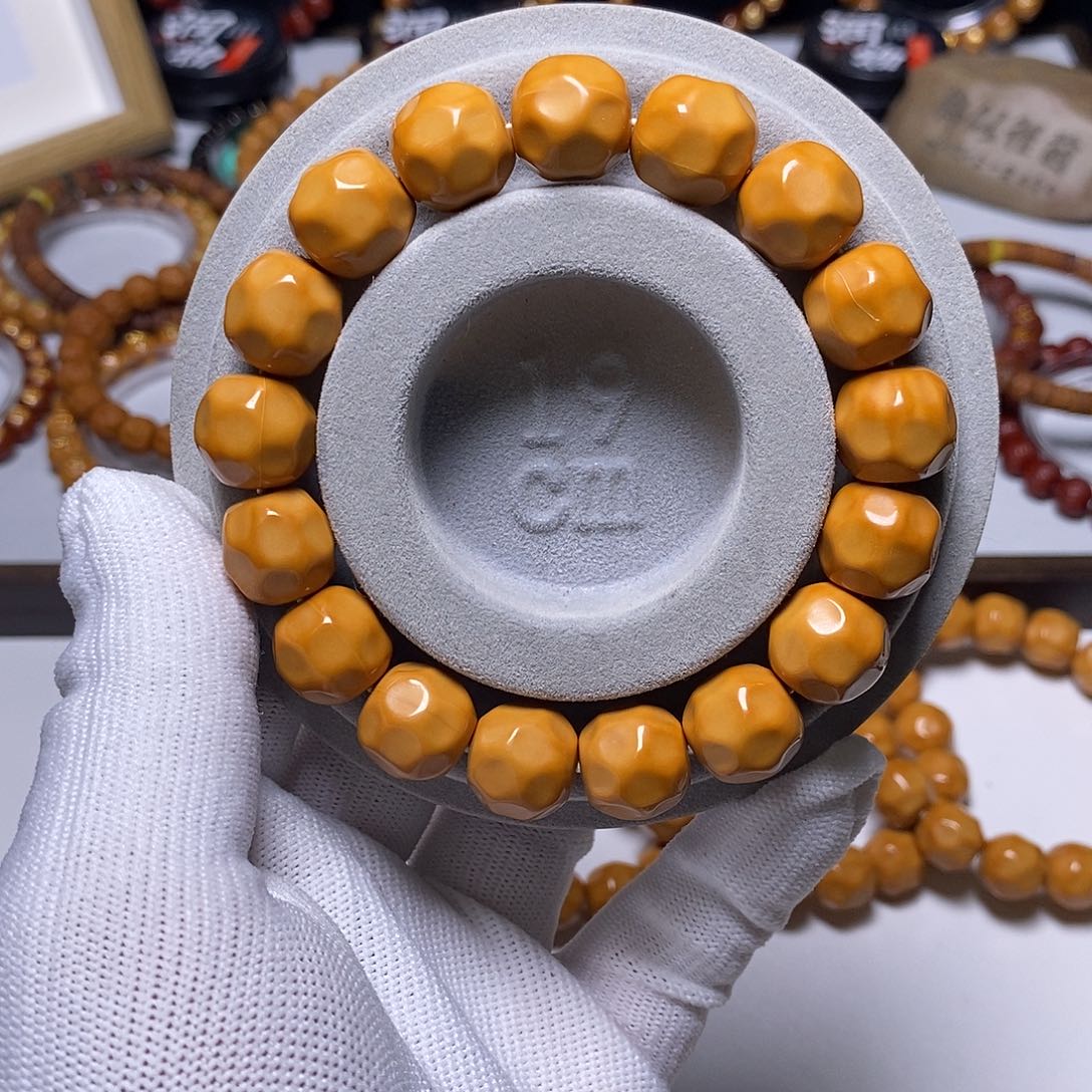 猴头核桃手串龙岩奶酪13-14左右30号