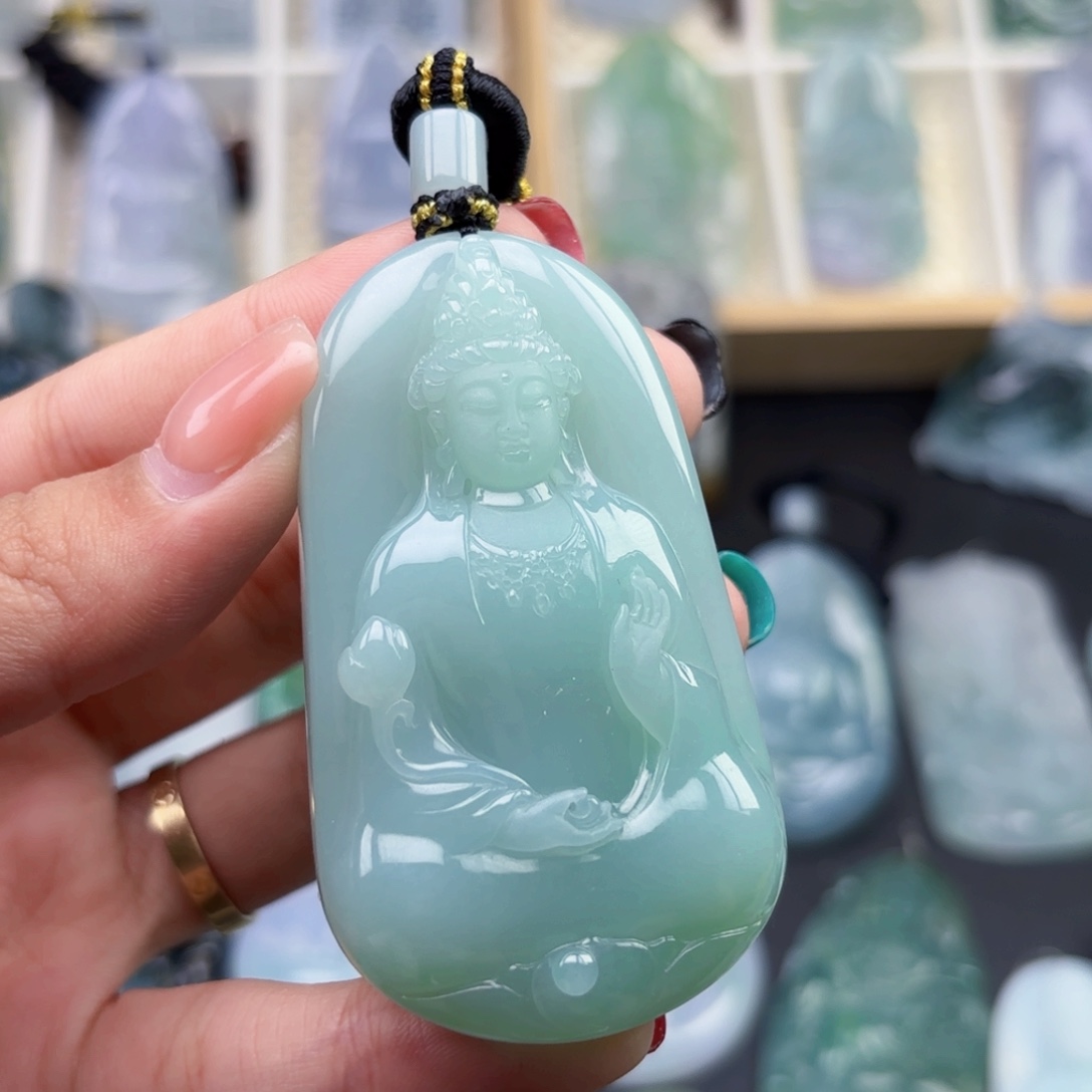 往***昔颈饰未镶嵌翡翠素衣