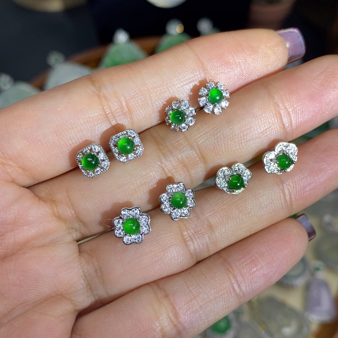 翡翠颈饰银S925镶嵌A货翡翠