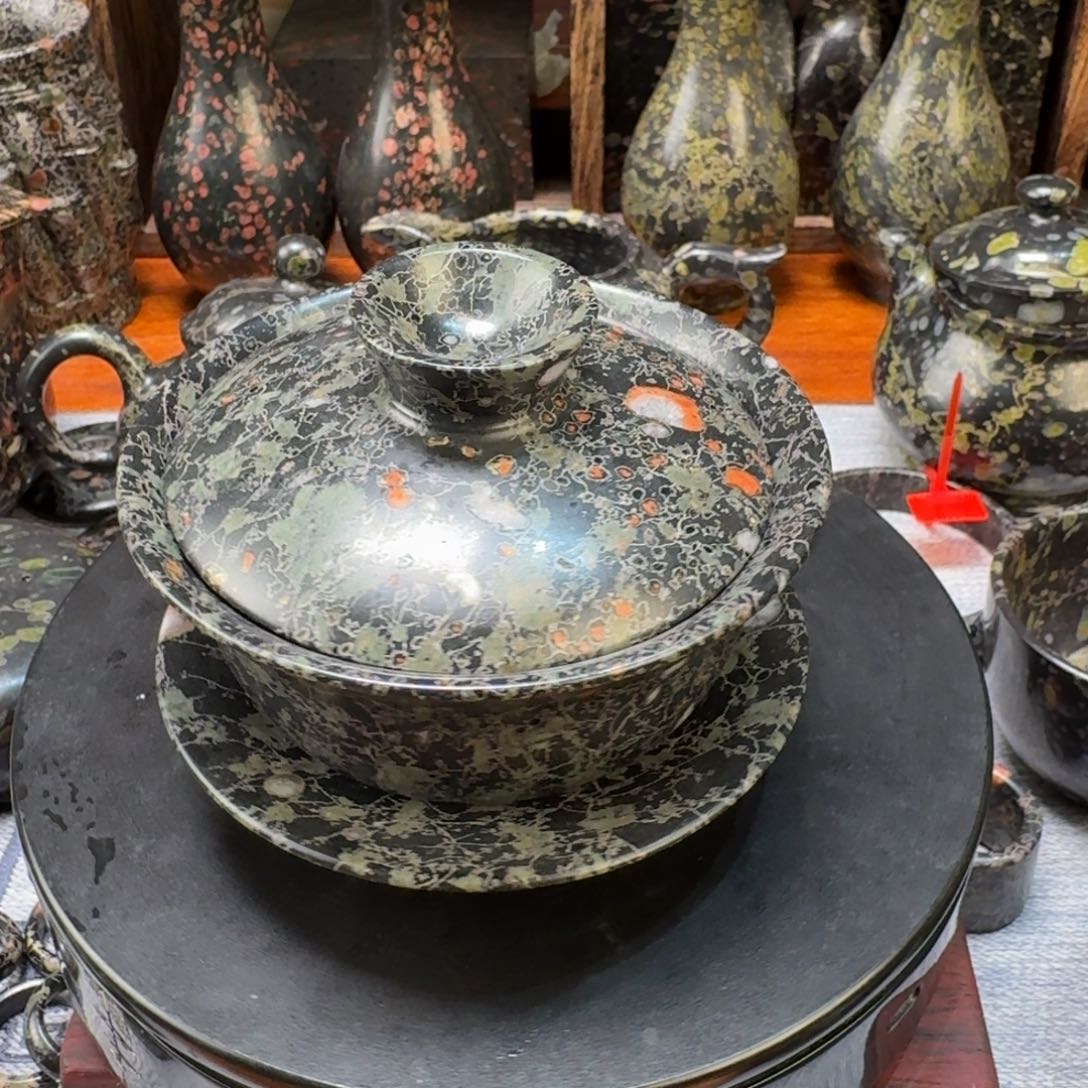 寓*梅花玉精品盖碗