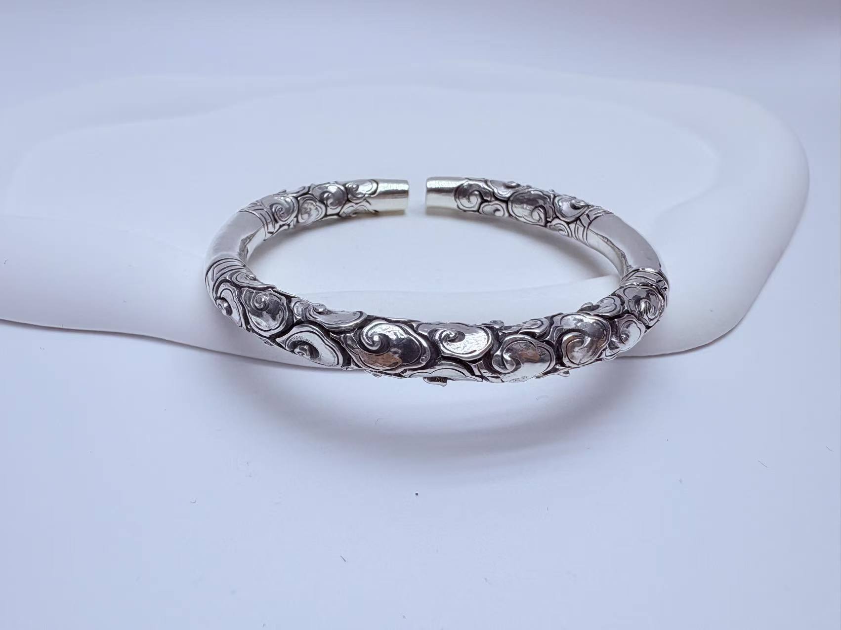 足银手镯 时尚复古镯子足银精工做旧祥云紧箍咒个性开口手镯实心