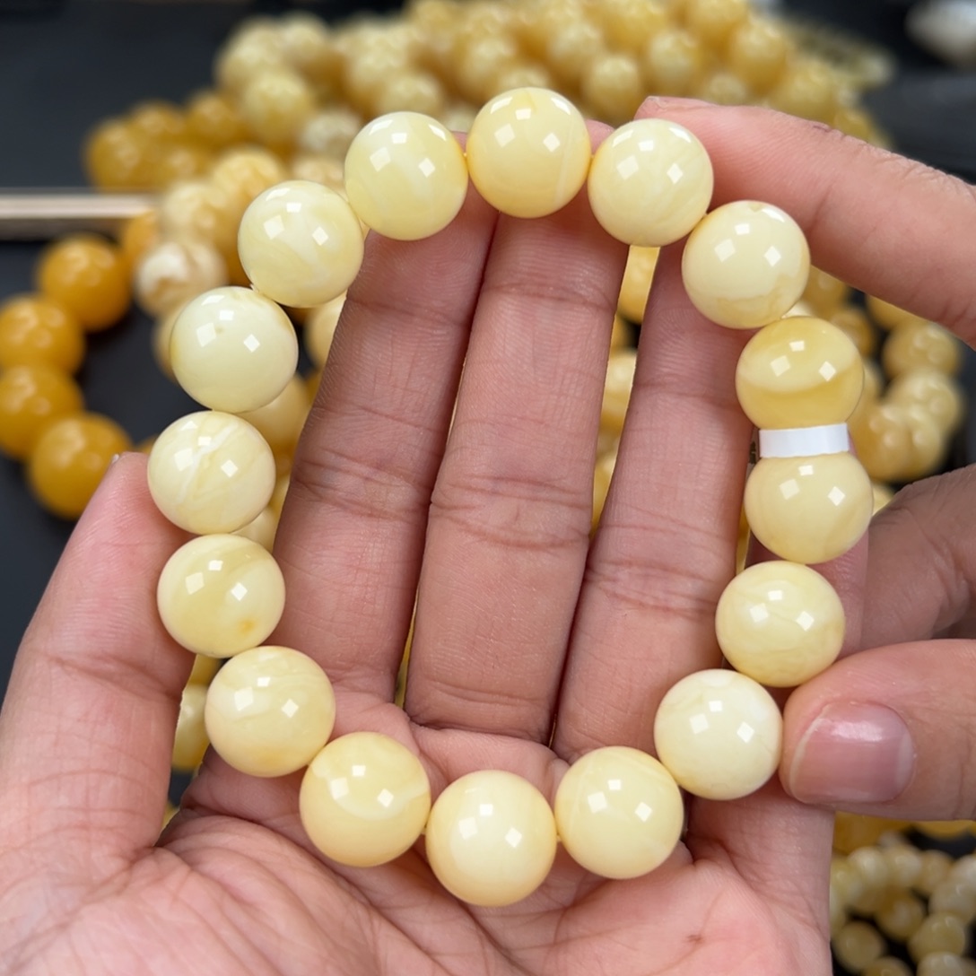 琥珀未镶嵌手链23克