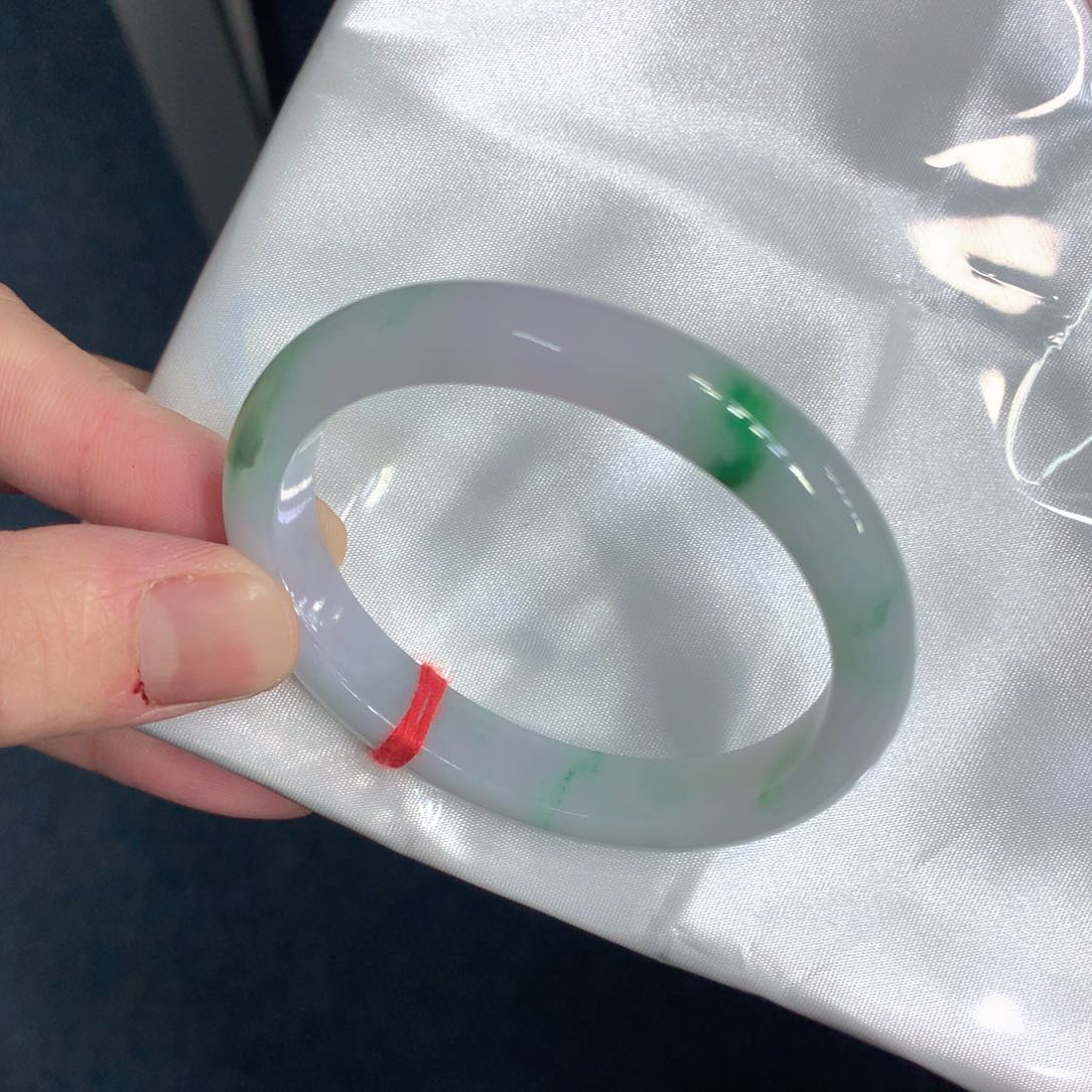 翡翠手镯（贵妃镯）未镶嵌翡翠（55贵妃）