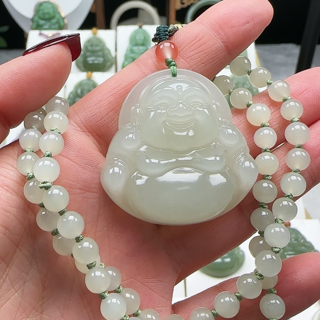 和田玉颈饰未镶嵌40