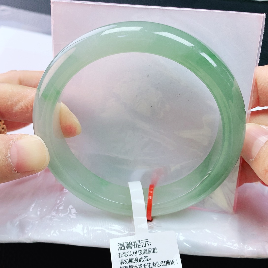 未镶嵌手镯翡翠62圈