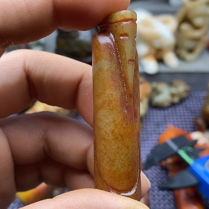 未镶嵌蛇纹石玉颈饰